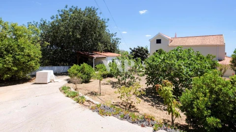 Moradia T5 para Venda em Loule (São Clemente)