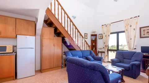 Moradia T5 para Venda em Loule (São Clemente)