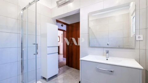 Moradia T5 para Venda em Loule (São Clemente)