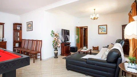 Moradia T5 para Venda em Loule (São Clemente)