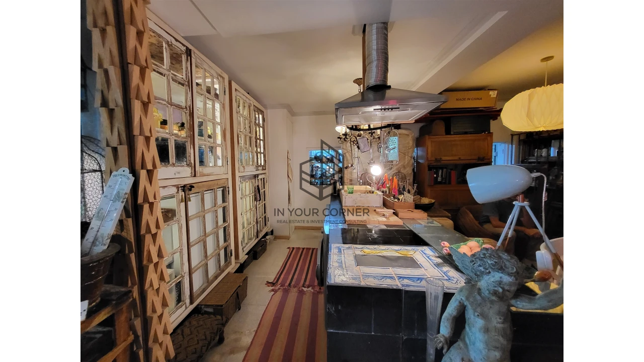 Apartamento T2 para Venda em Alvalade Foto 5