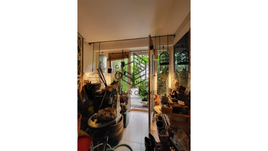 Apartamento T2 para Venda em Alvalade Foto 6