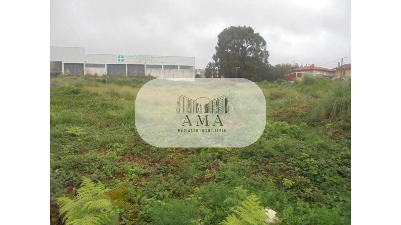 Terreno para Venda em Esmoriz Foto 1