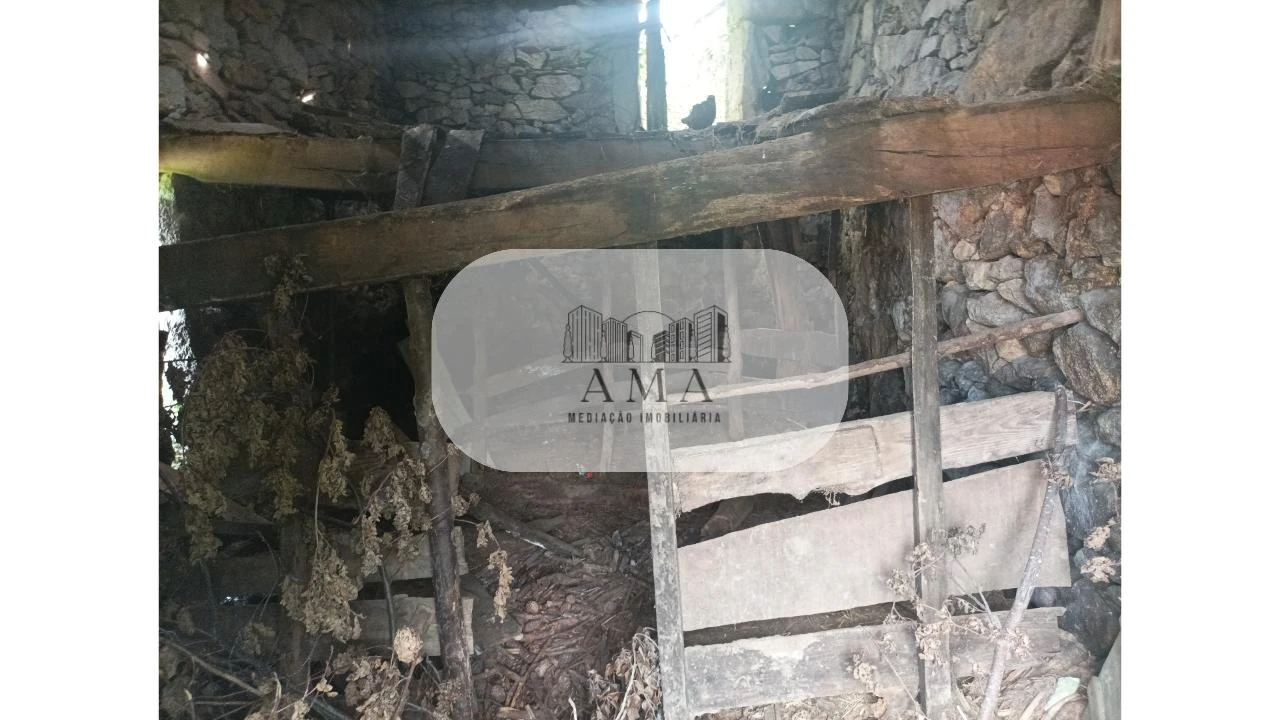 Moradia T2 para Venda em Junqueira Foto 3