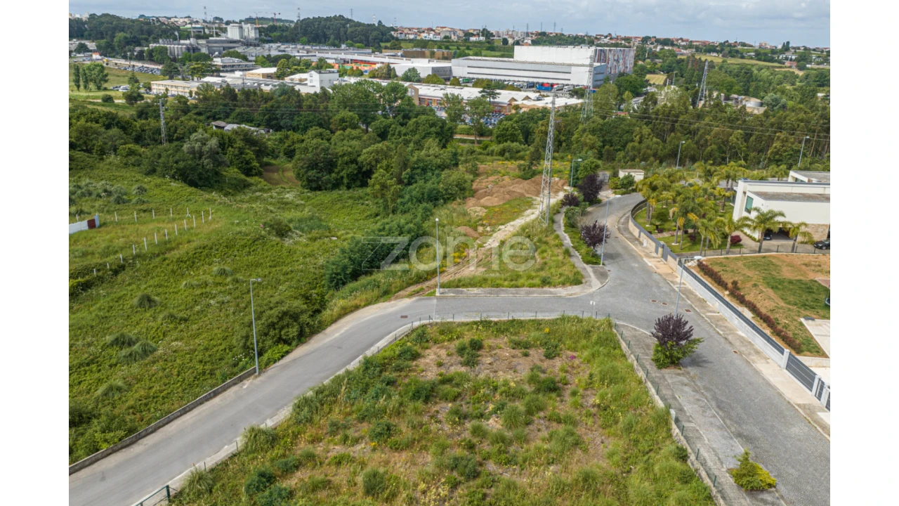 Terreno para Venda em Custóias, Leça do Balio e Guifões Foto 4