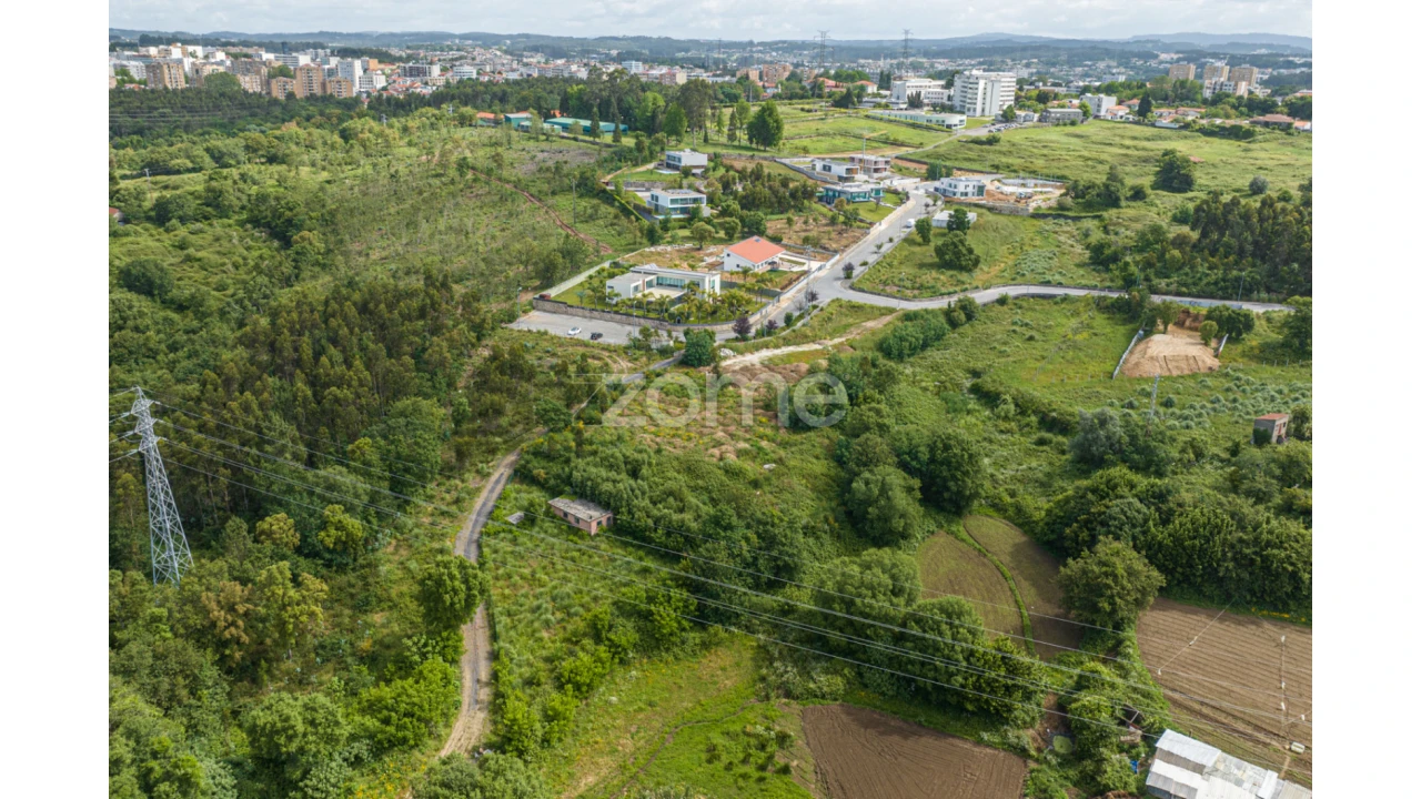 Terreno para Venda em Custóias, Leça do Balio e Guifões Foto 13