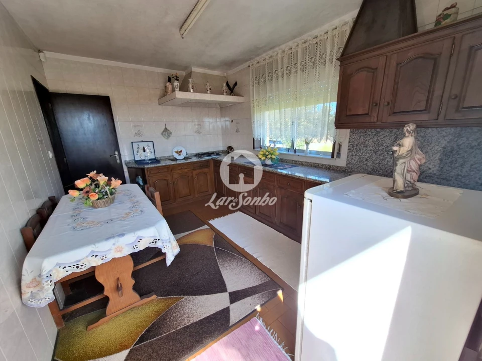 Moradia T3 para Venda em Rates Foto 16