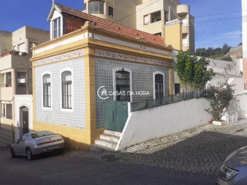 Moradia T2 para Arrendamento em União das Freguesias de Setúbal