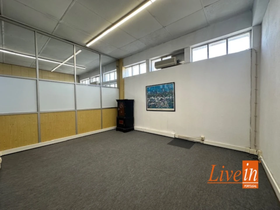 Escritório para Arrendamento em Mafra Foto 3