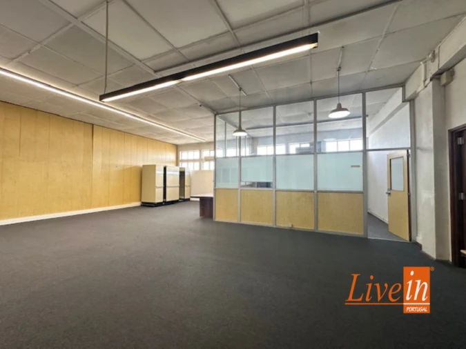Escritório para Arrendamento em Mafra Foto 1