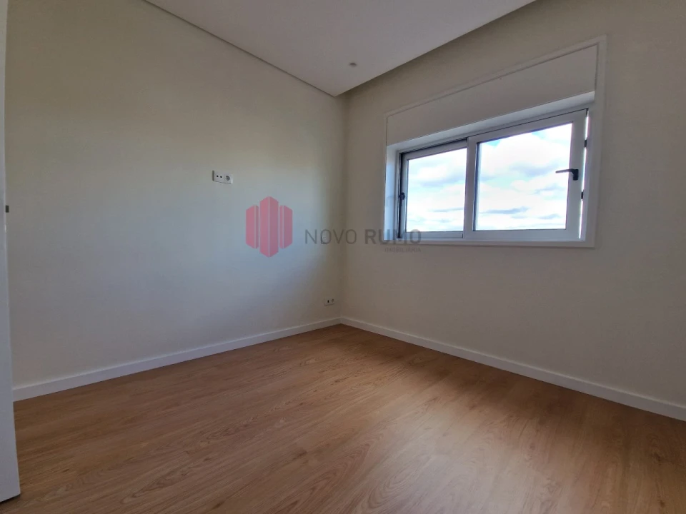 Apartamento T4 para Arrendamento em Cedofeita, Santo Ildefonso, Sé, Miragaia, São Nicolau e Vitória Foto 19