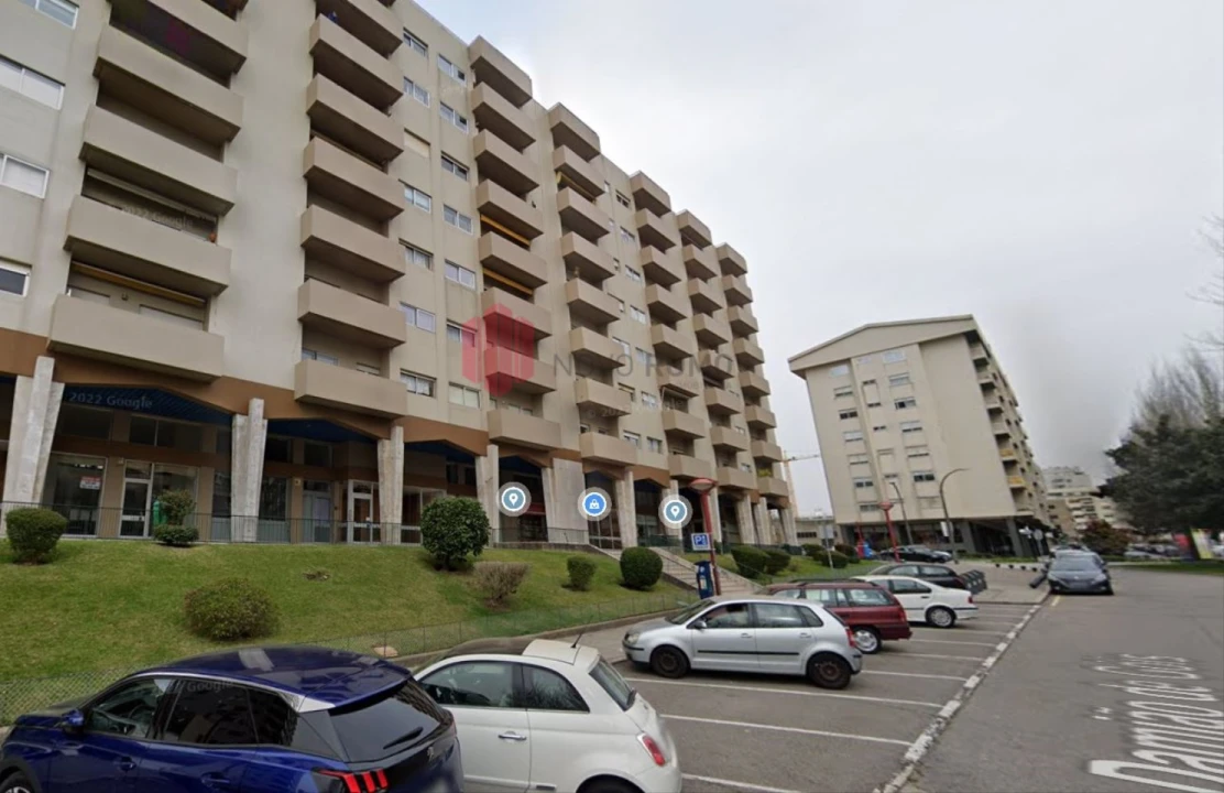 Apartamento T4 para Arrendamento em Cedofeita, Santo Ildefonso, Sé, Miragaia, São Nicolau e Vitória Foto 31