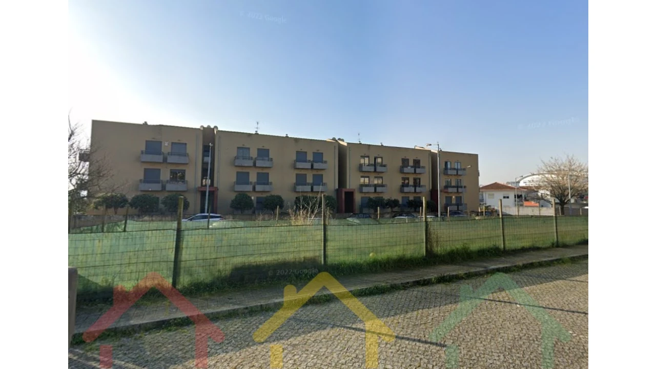 Terreno para Venda em Campanhã Foto 4