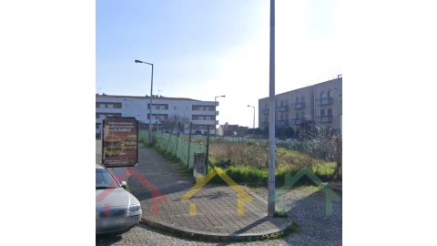 Terreno para Venda em Campanhã