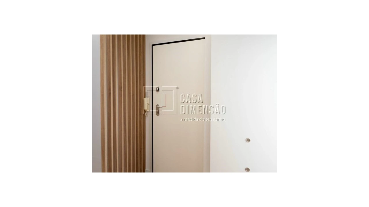 Apartamento T2 para Venda em Benfica Foto 2