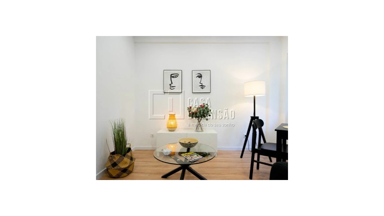 Apartamento T2 para Venda em Benfica Foto 11