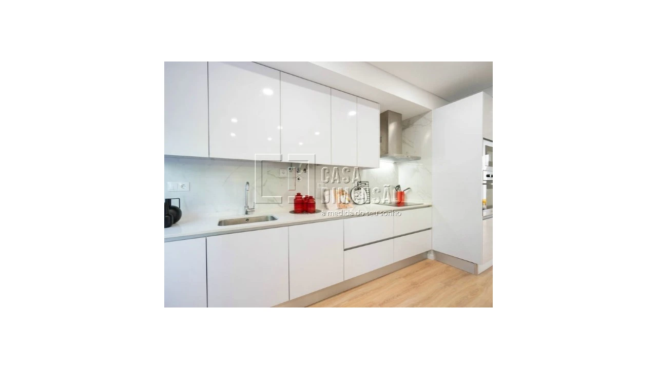 Apartamento T2 para Venda em Benfica Foto 22
