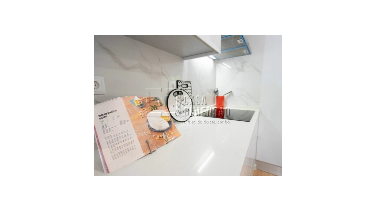 Apartamento T2 para Venda em Benfica Foto 23