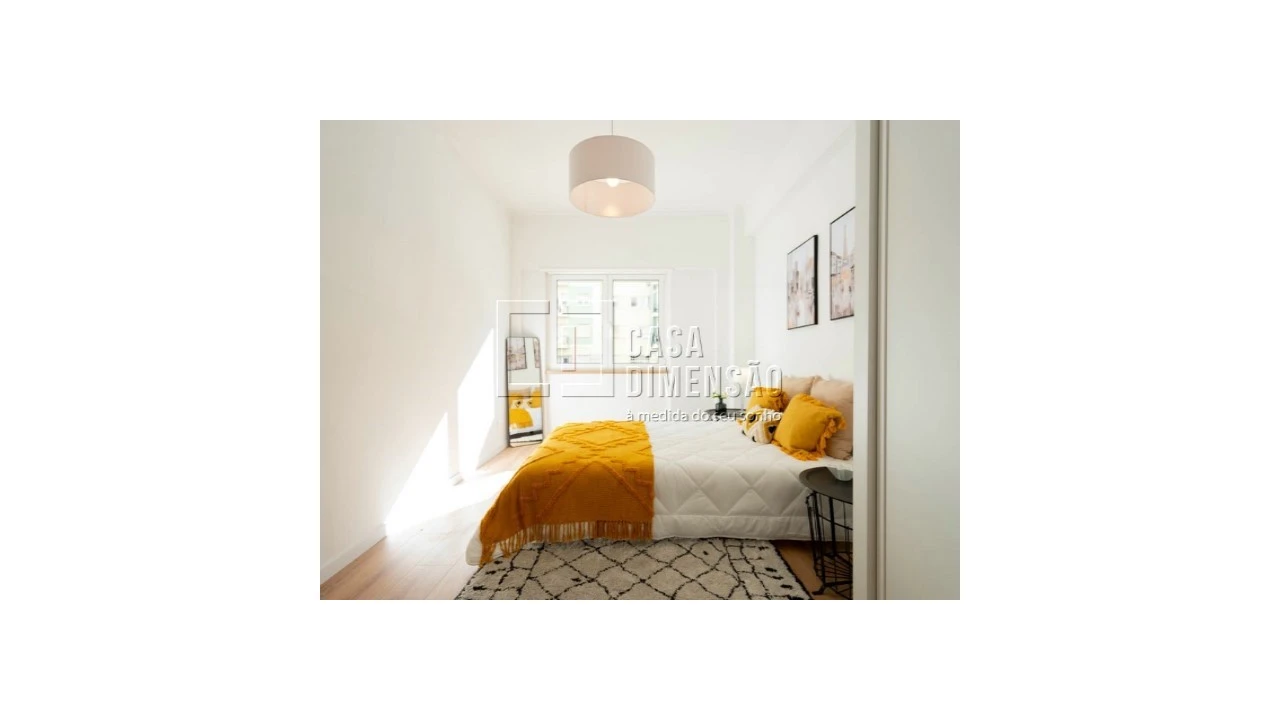 Apartamento T2 para Venda em Benfica Foto 33
