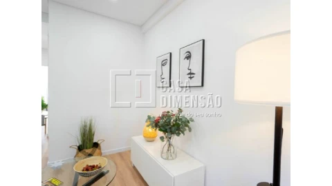 Apartamento T2 para Venda em Benfica