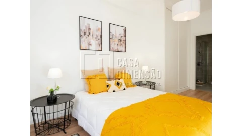 Apartamento T2 para Venda em Benfica