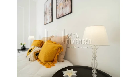 Apartamento T2 para Venda em Benfica