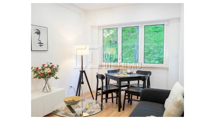 Apartamento T2 para Venda em Benfica Foto 7