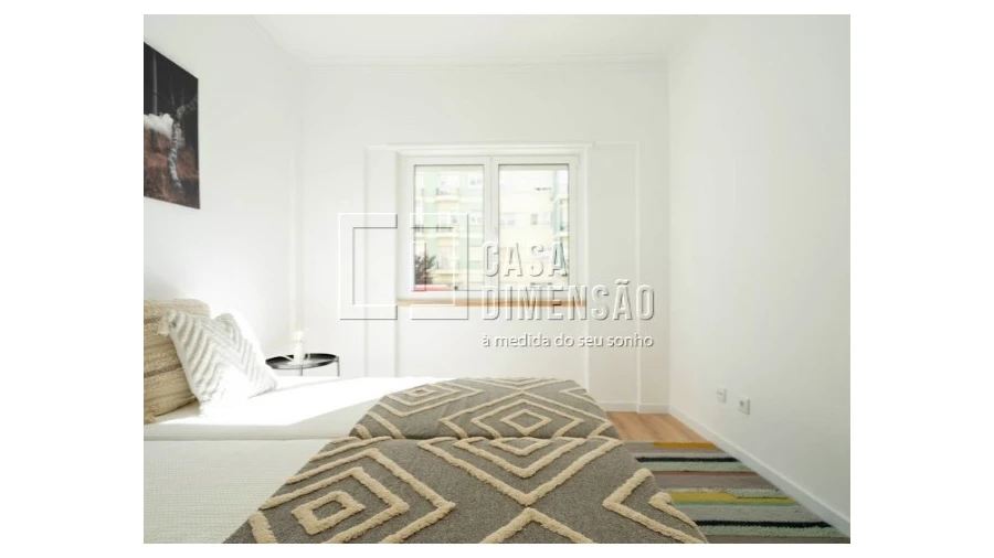 Apartamento T2 para Venda em Benfica Foto 27