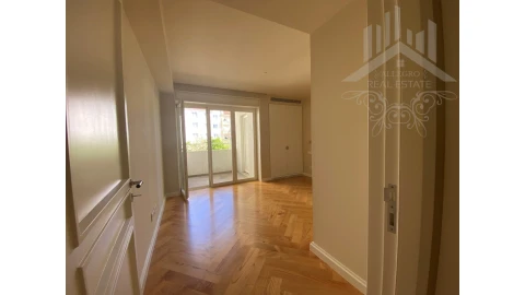 Apartamento T1 para Venda em Cedofeita, Santo Ildefonso, Sé, Miragaia, São Nicolau e Vitória