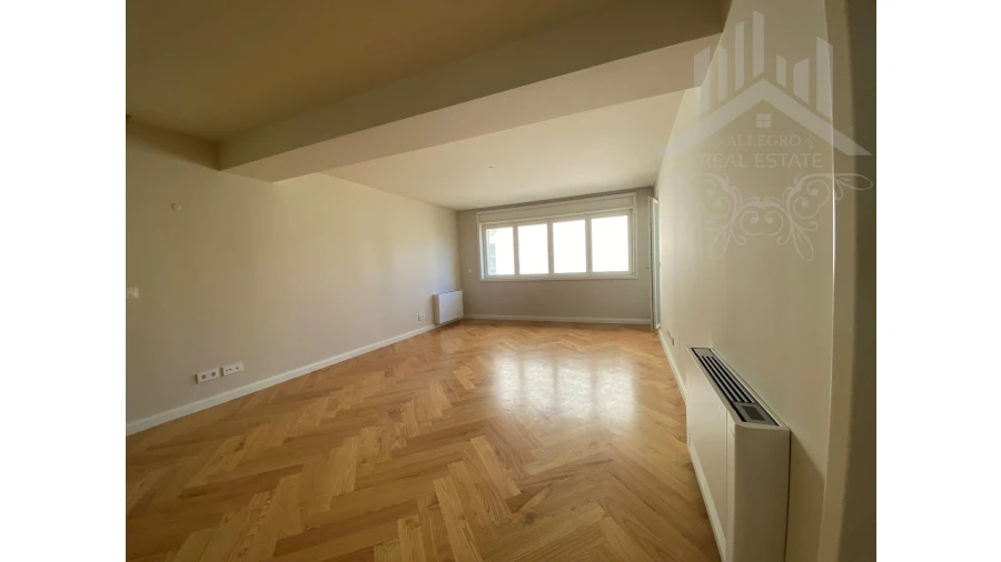 Apartamento T1 para Venda em Cedofeita, Santo Ildefonso, Sé, Miragaia, São Nicolau e Vitória Foto 13