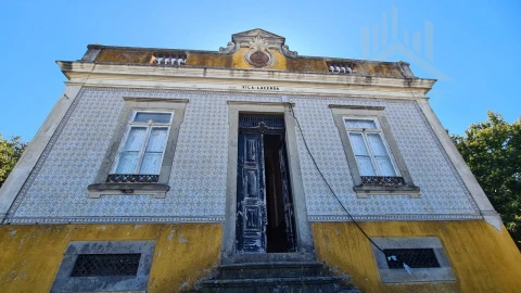 Terreno para Venda em Grijó e Sermonde
