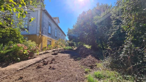 Terreno para Venda em Grijó e Sermonde
