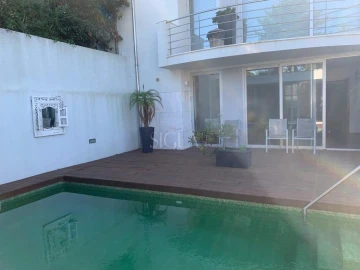 Moradia T4 para Venda em Gulpilhares e Valadares