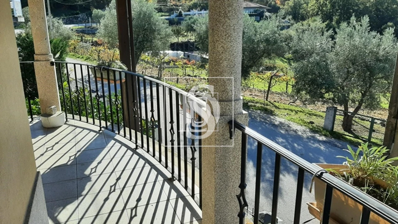 Moradia T10 para Venda em Bornes de Aguiar Foto 15