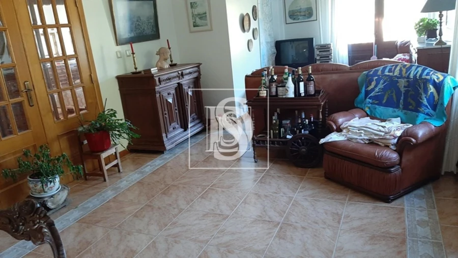 Moradia T10 para Venda em Bornes de Aguiar Foto 12