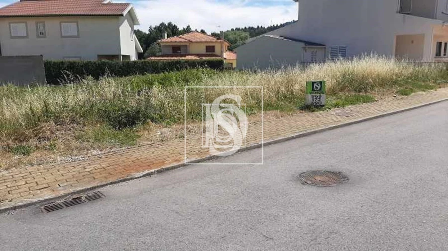 Terreno para Venda em Bornes de Aguiar Foto 2