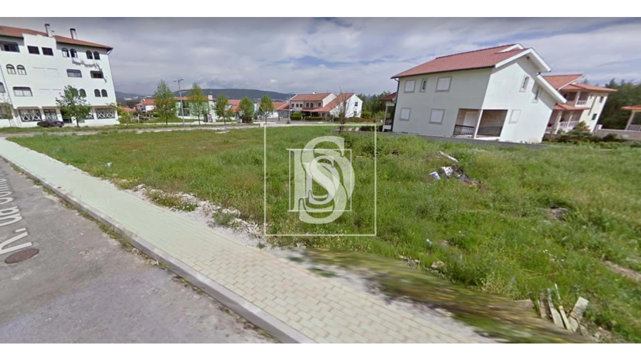 Terreno para Venda em Bornes de Aguiar Foto 5