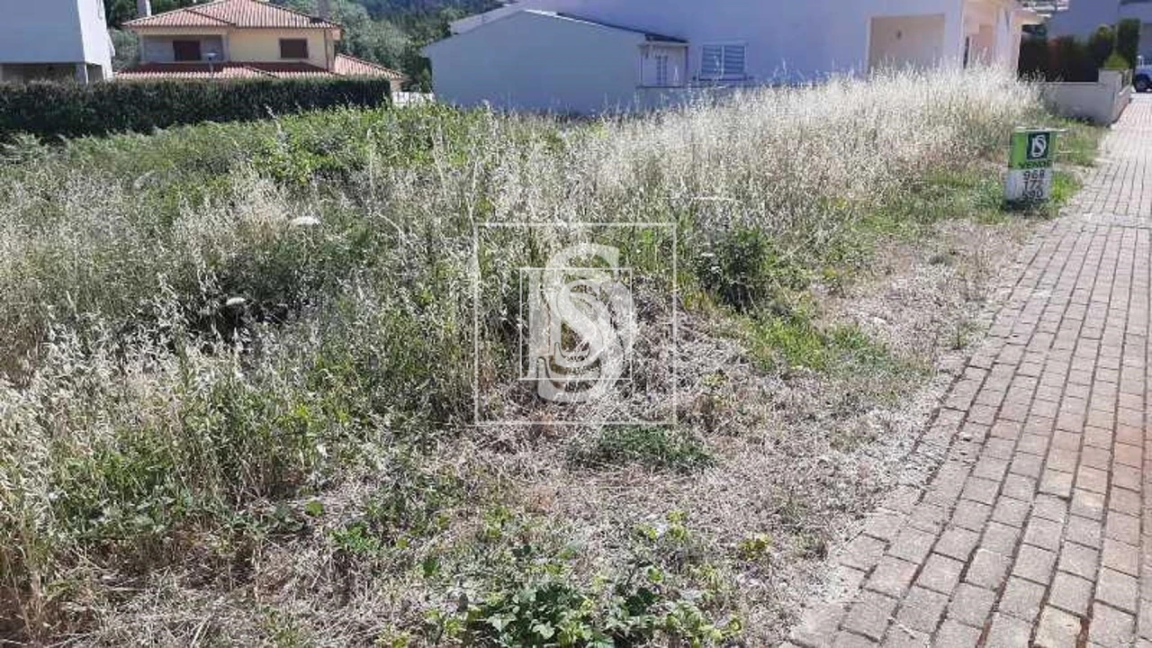 Terreno para Venda em Bornes de Aguiar Foto 3