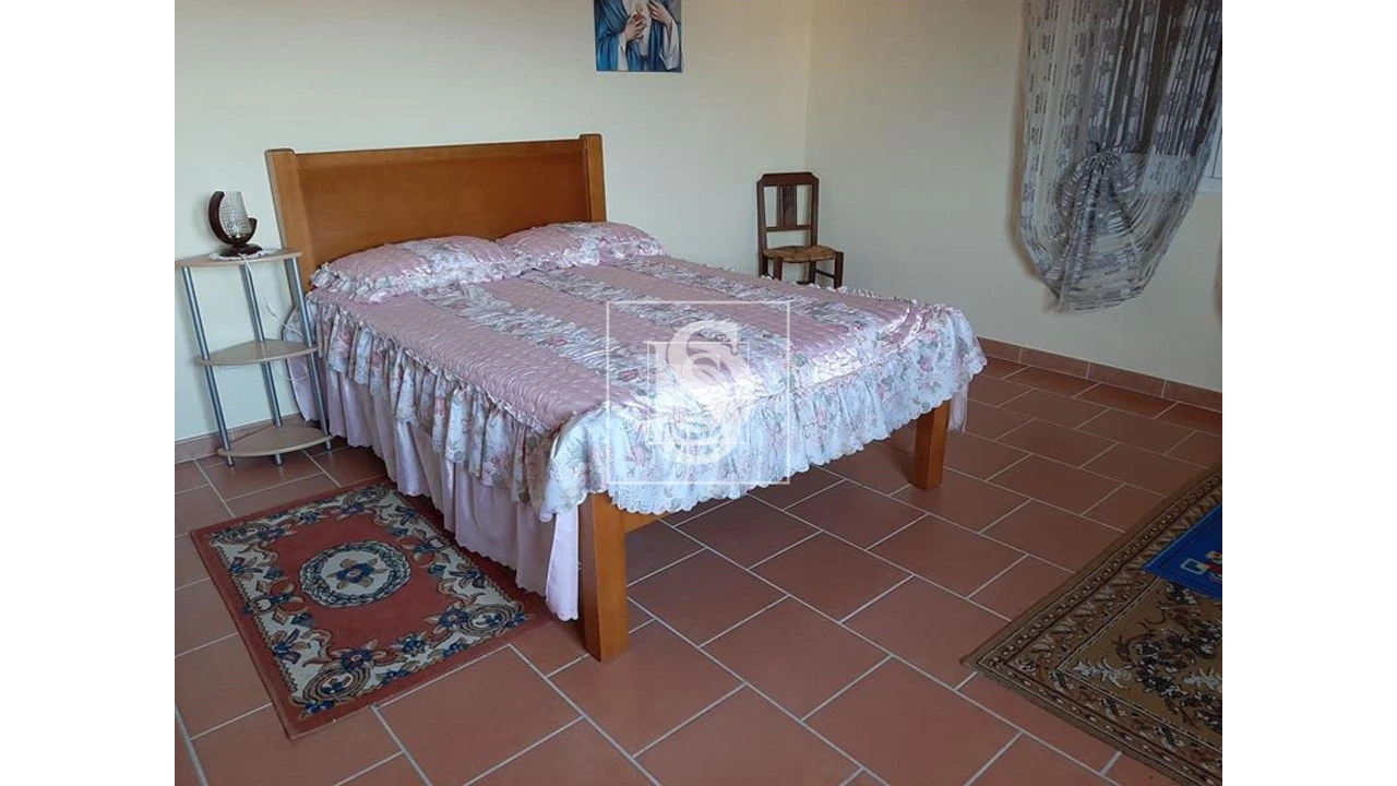 Moradia T6 para Venda em Telões Foto 11