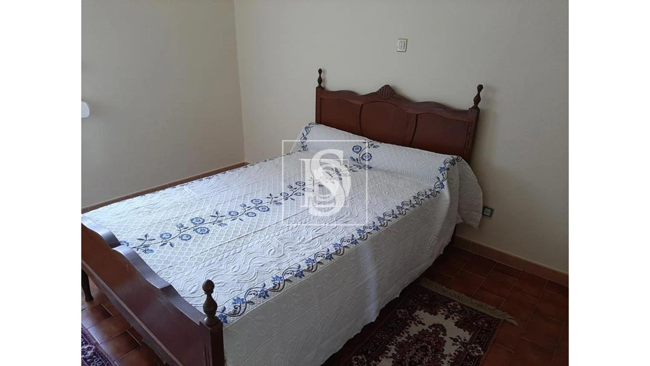 Moradia T6 para Venda em Telões Foto 20