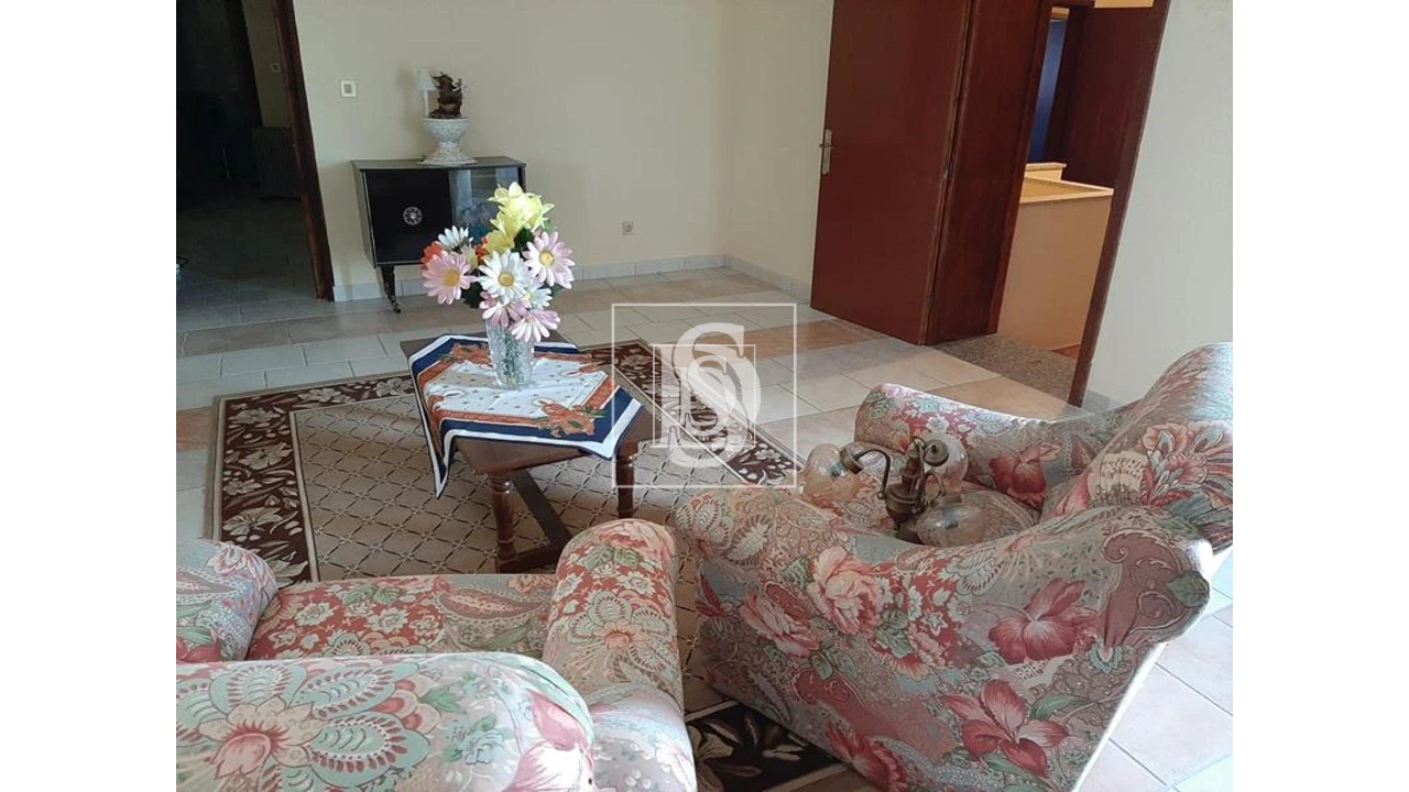 Moradia T6 para Venda em Telões Foto 14