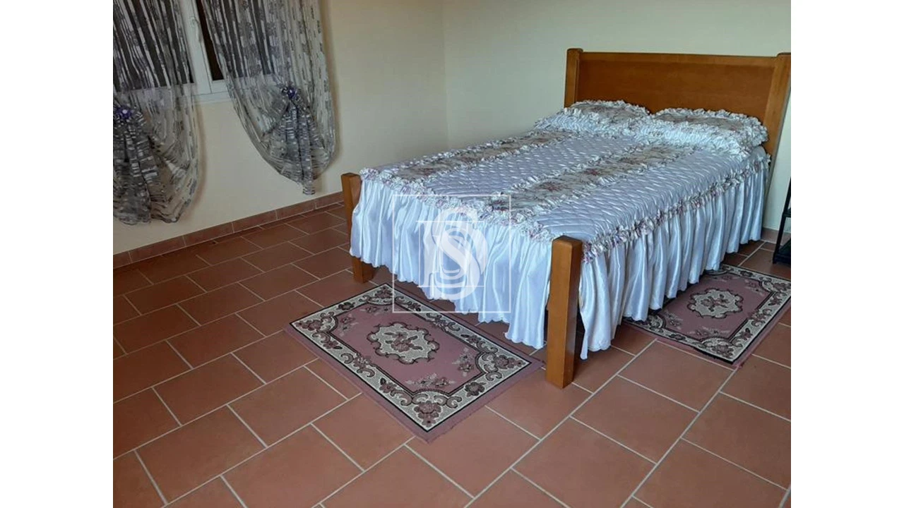 Moradia T6 para Venda em Telões Foto 12