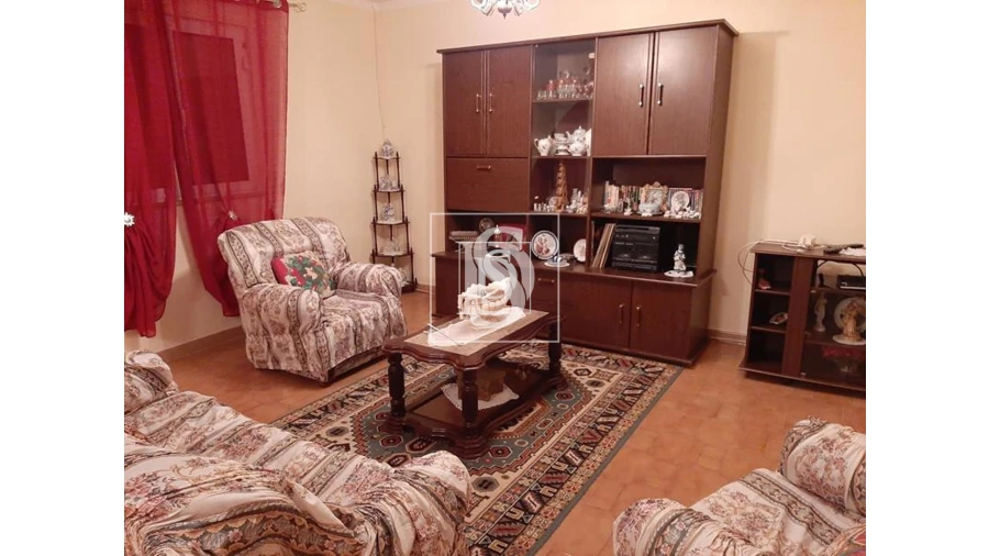 Moradia T6 para Venda em Telões Foto 4