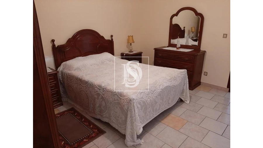 Moradia T6 para Venda em Telões Foto 16