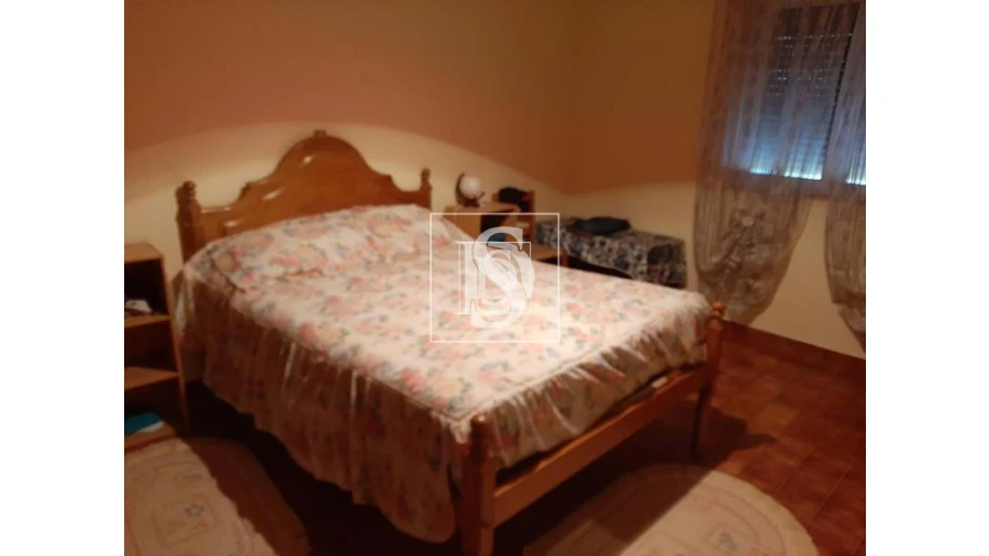 Moradia T6 para Venda em Telões Foto 7