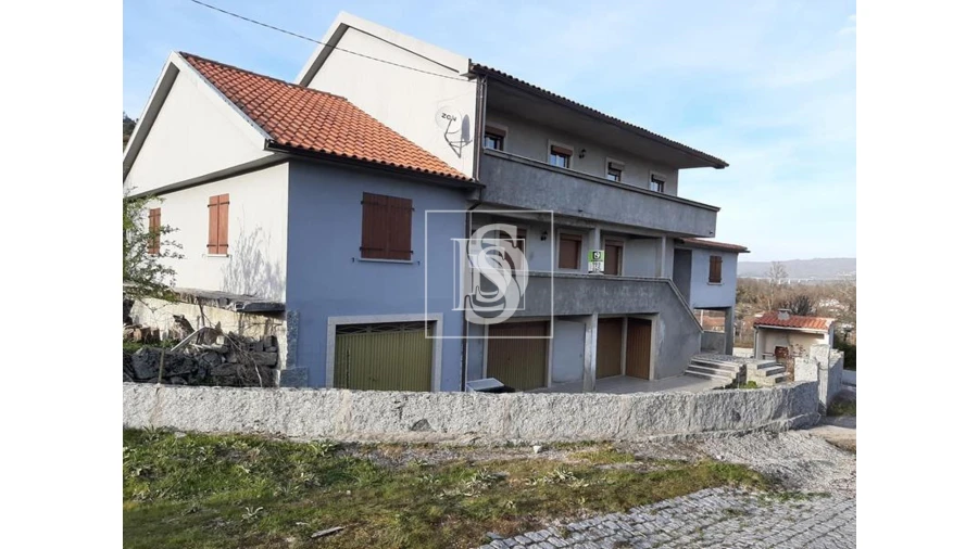 Moradia T6 para Venda em Telões