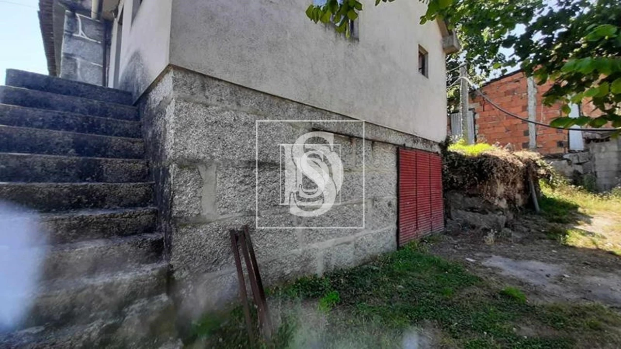 Quinta T3 para Venda em Telões Foto 25