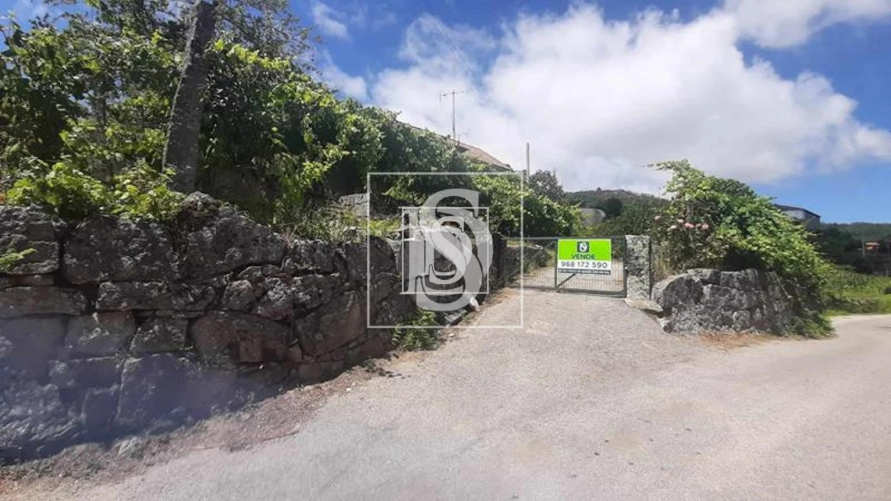 Quinta T3 para Venda em Telões Foto 1