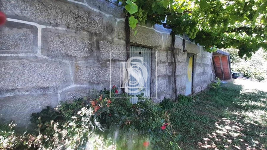 Quinta T3 para Venda em Telões Foto 27