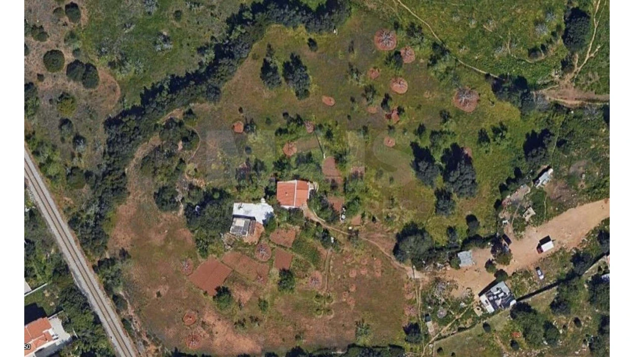 Terreno para Venda em Portimão Foto 1